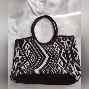 Black & White Tote bag
